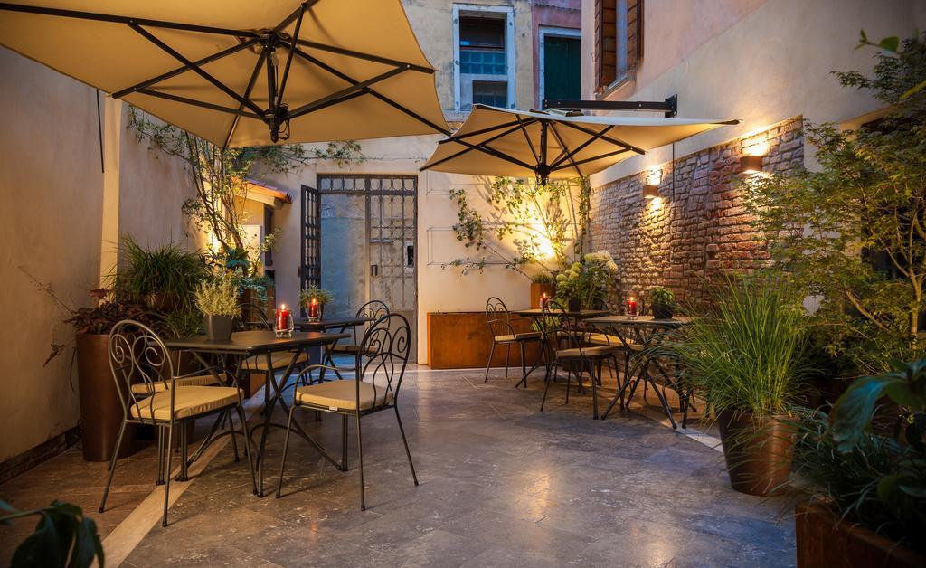 Liassidi Wellness Suites Benátky Exteriér fotografie